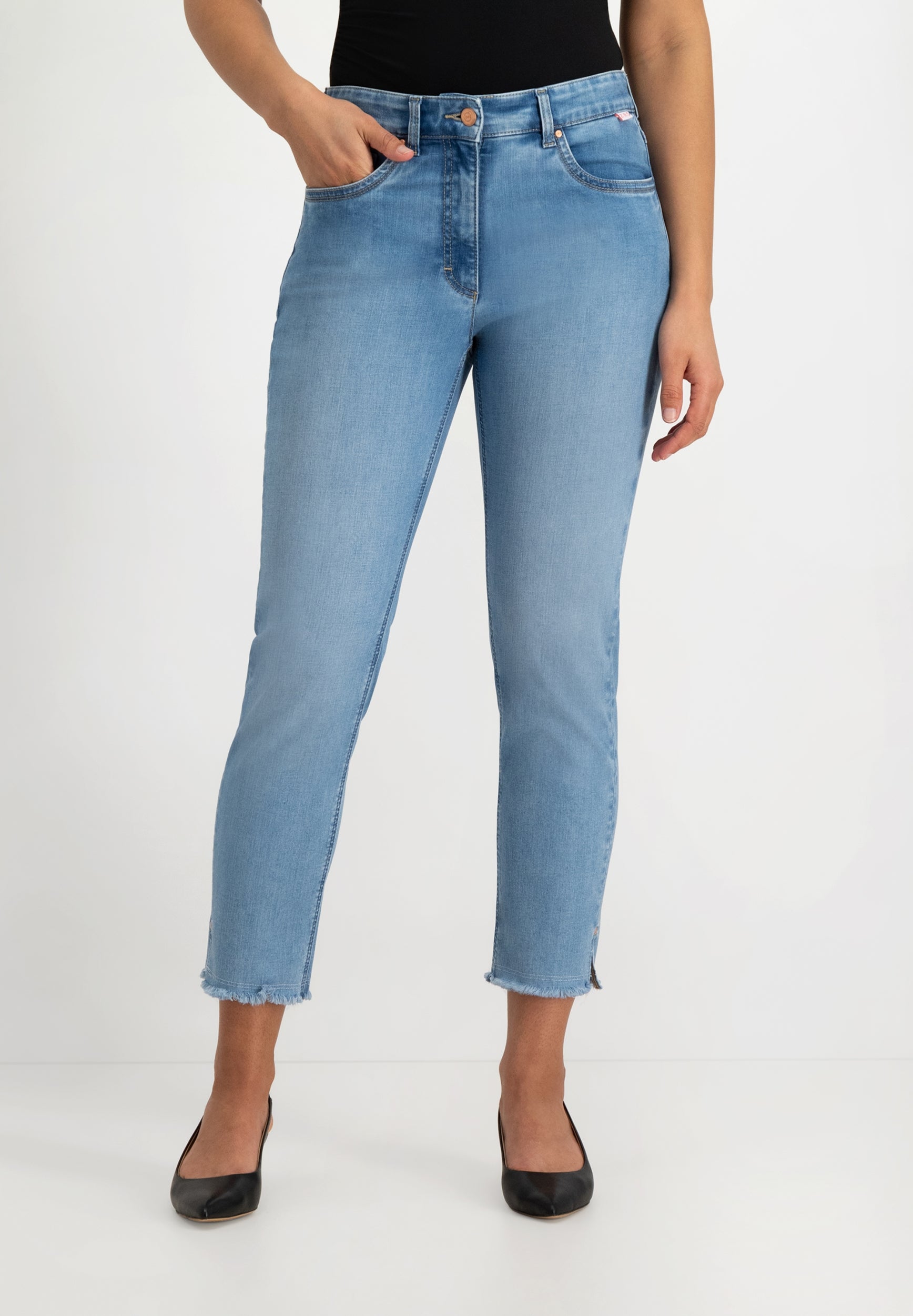 Sarah Slim 7/8 Jeans | Bleach