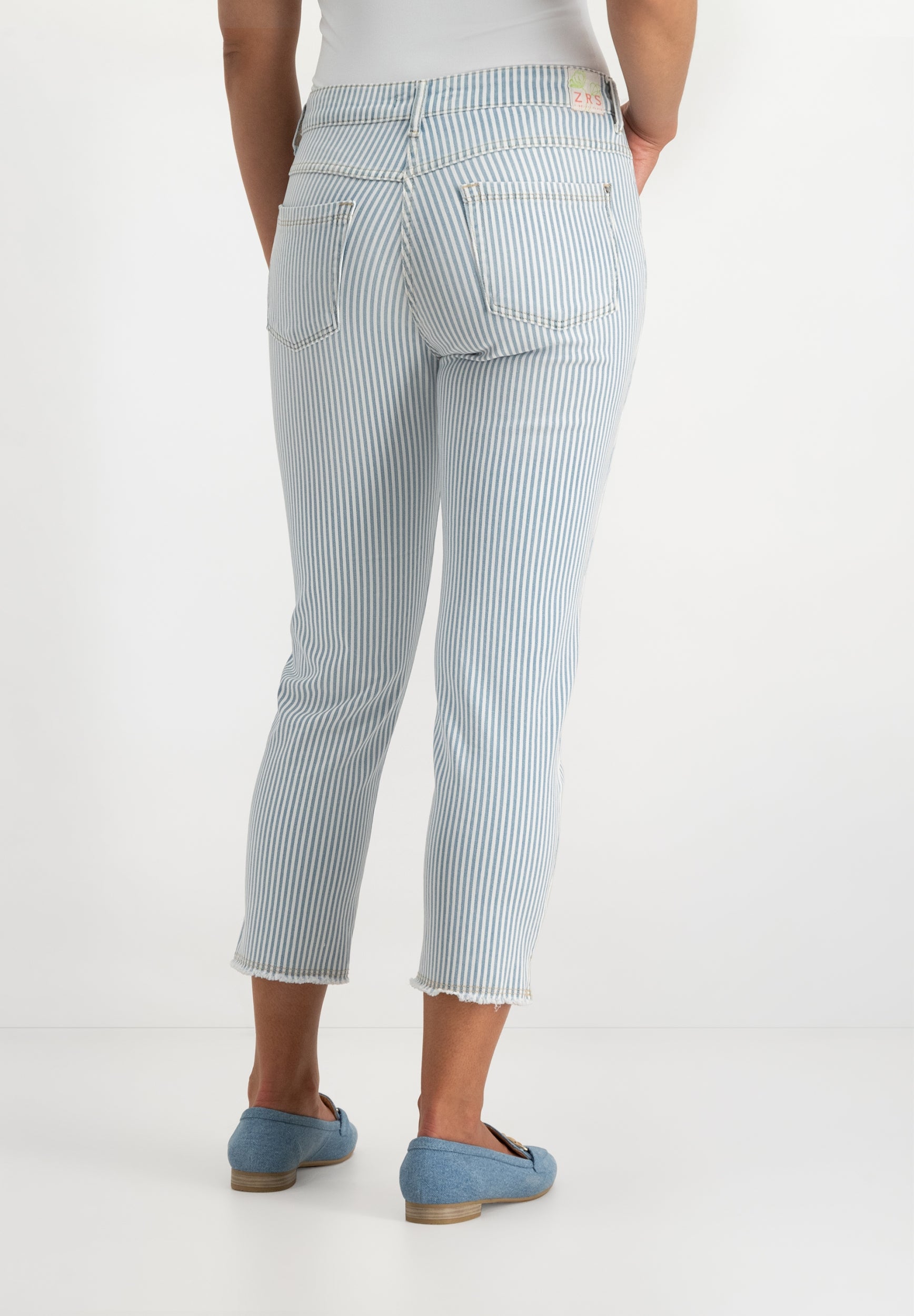 Sarah Slim 7/8 Jeans | Light Blue