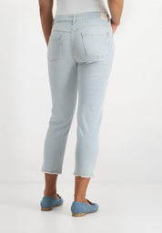 Sarah Slim 7/8 Jeans | Light Blue
