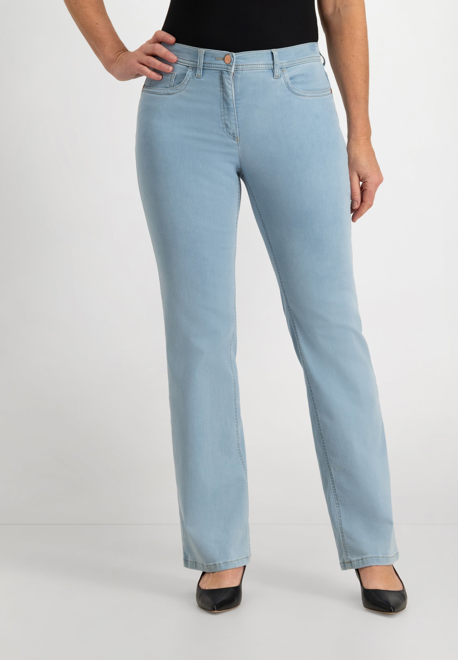 Ginie Bootcut Jeans | Bleach