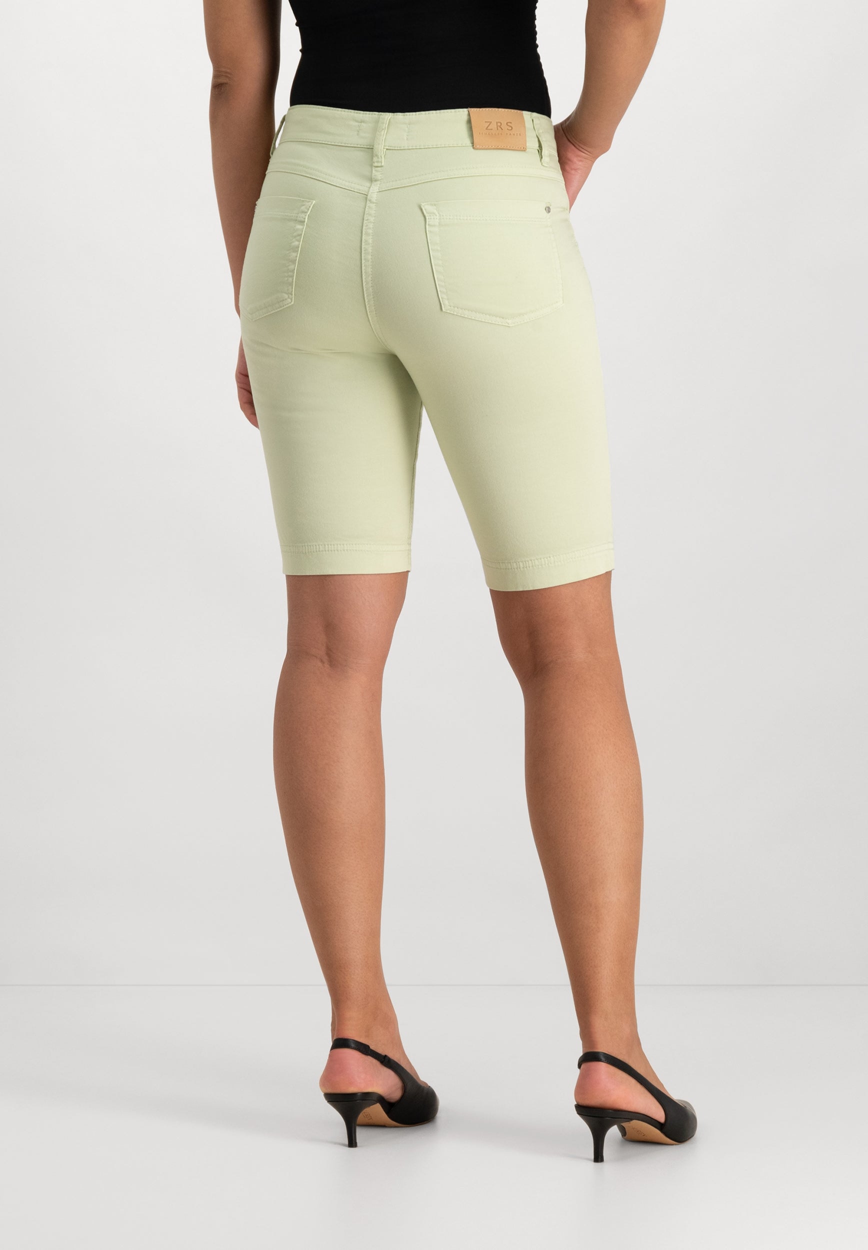 Sarah Bermuda Shorts | Spring Green
