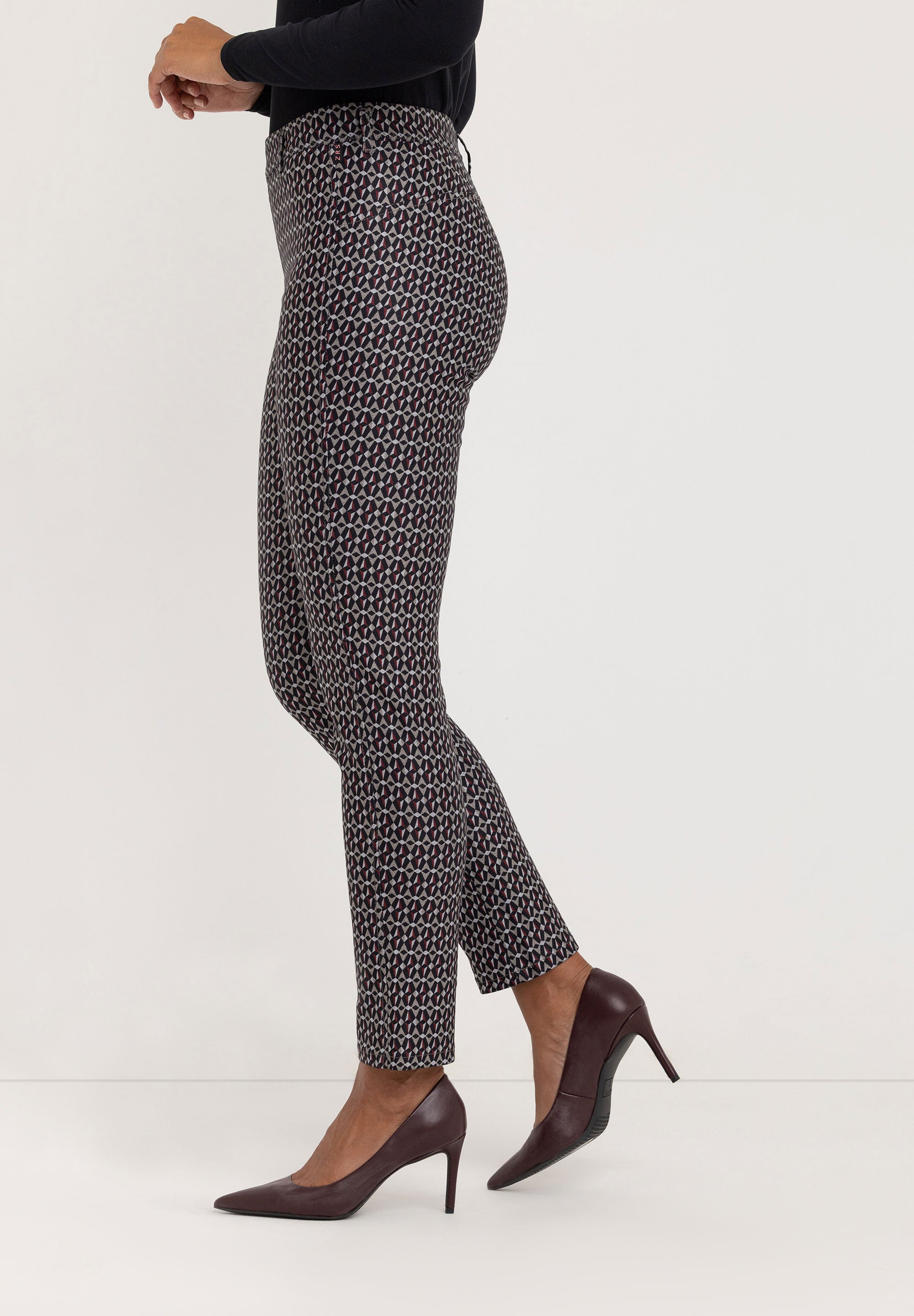 Sarah Bootcut Broek | Taupe Black Graphic