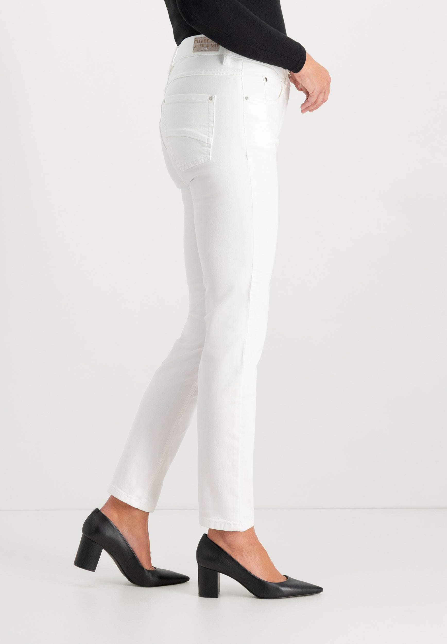 Twigie Shape-On Straight Jeans | Optical White Pants ZRS