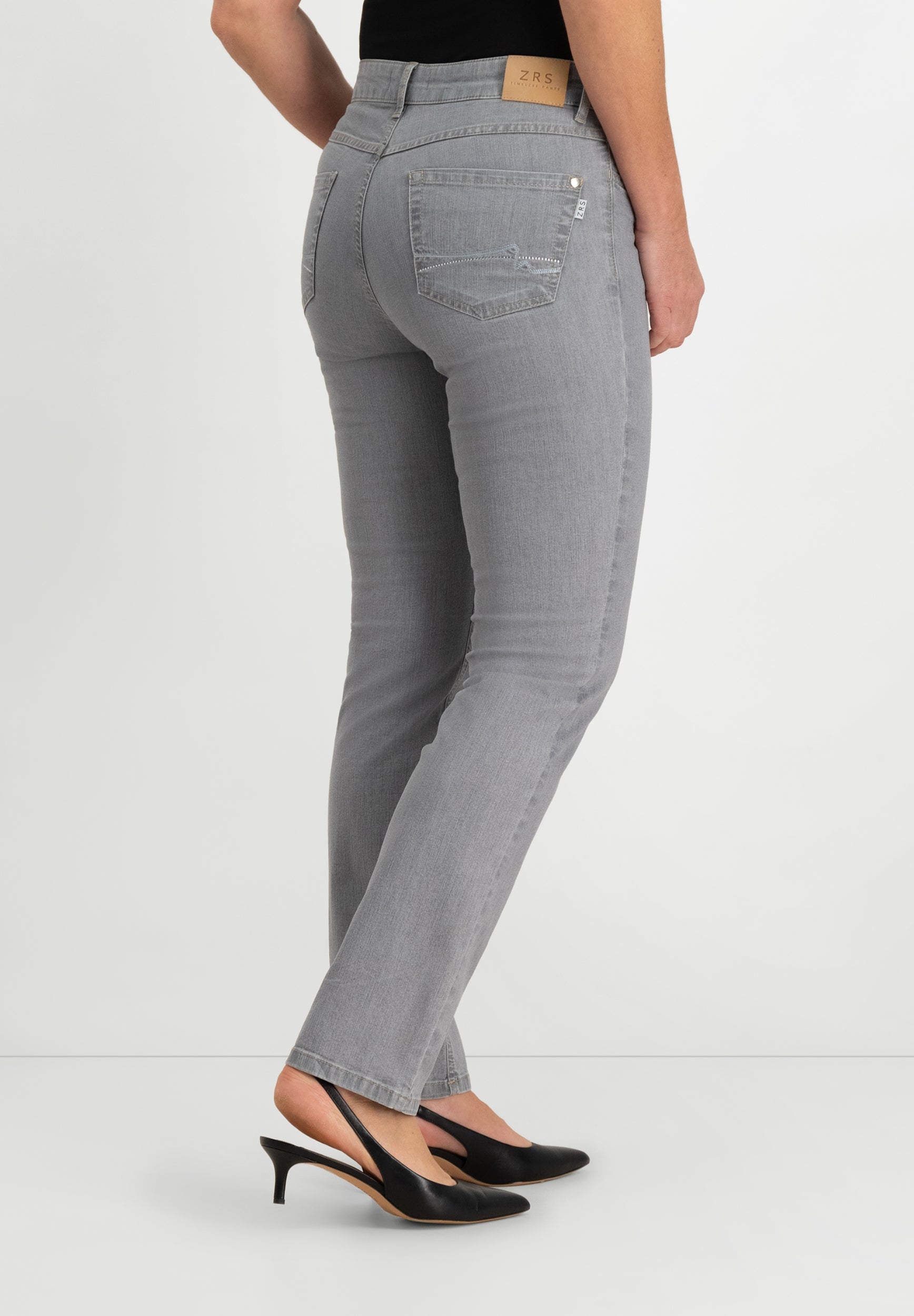 Kora Denim Classics Straight Jeans | Light Grey