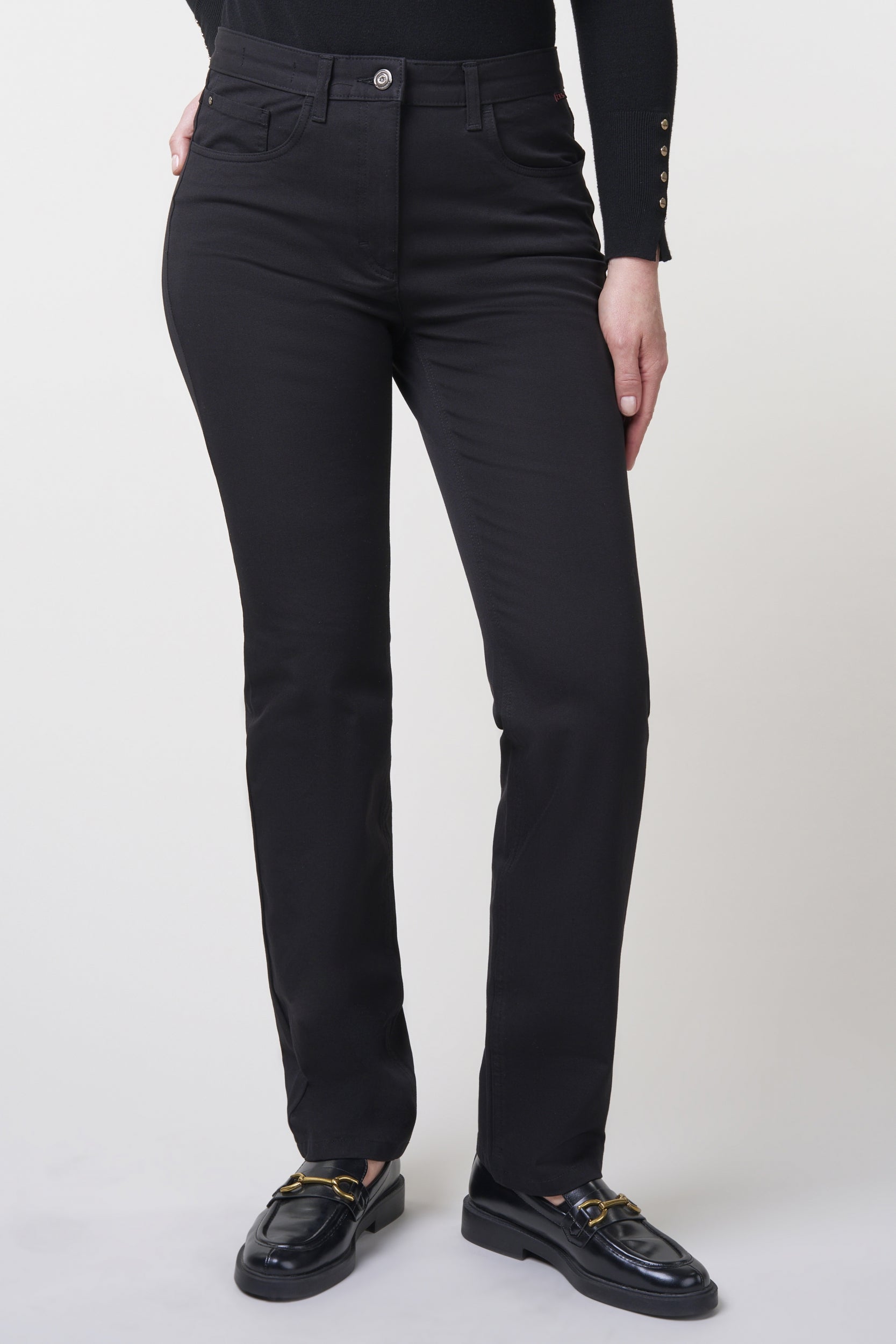 Kora Sporty Bi-Stretch Straight Jeans | Black Pants ZRS