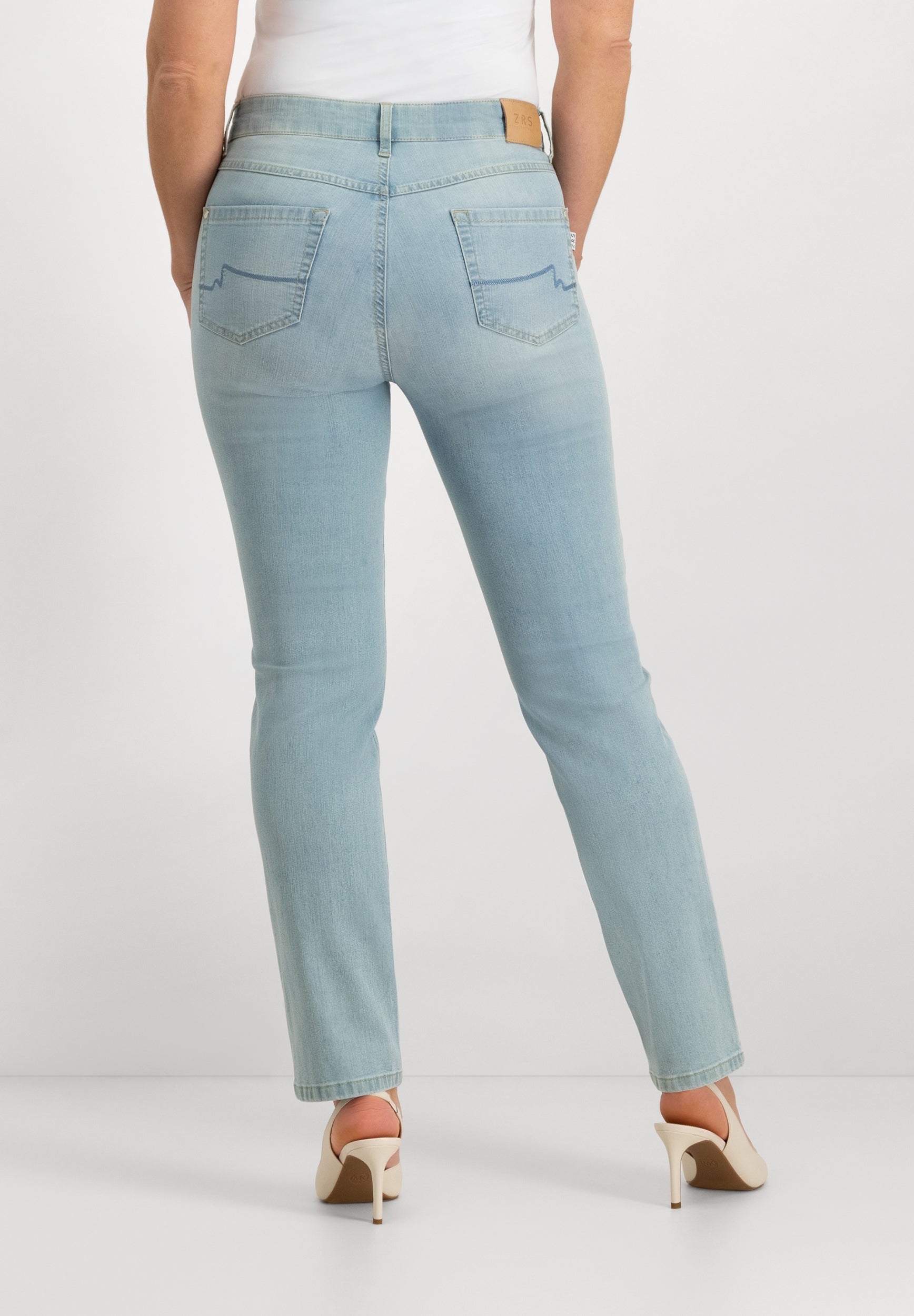 Kora Denim Classics Straight Jeans | Bleach
