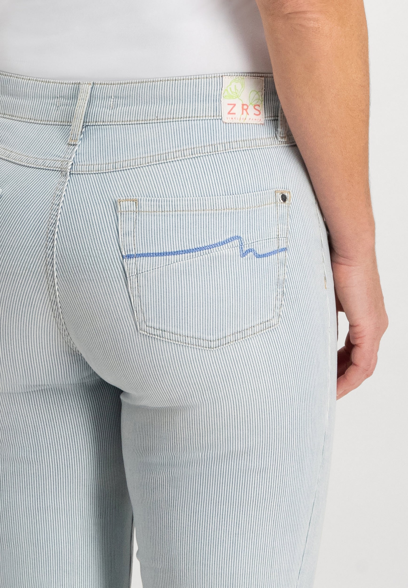Kora 7/8 Jeans | Bleach Stripes