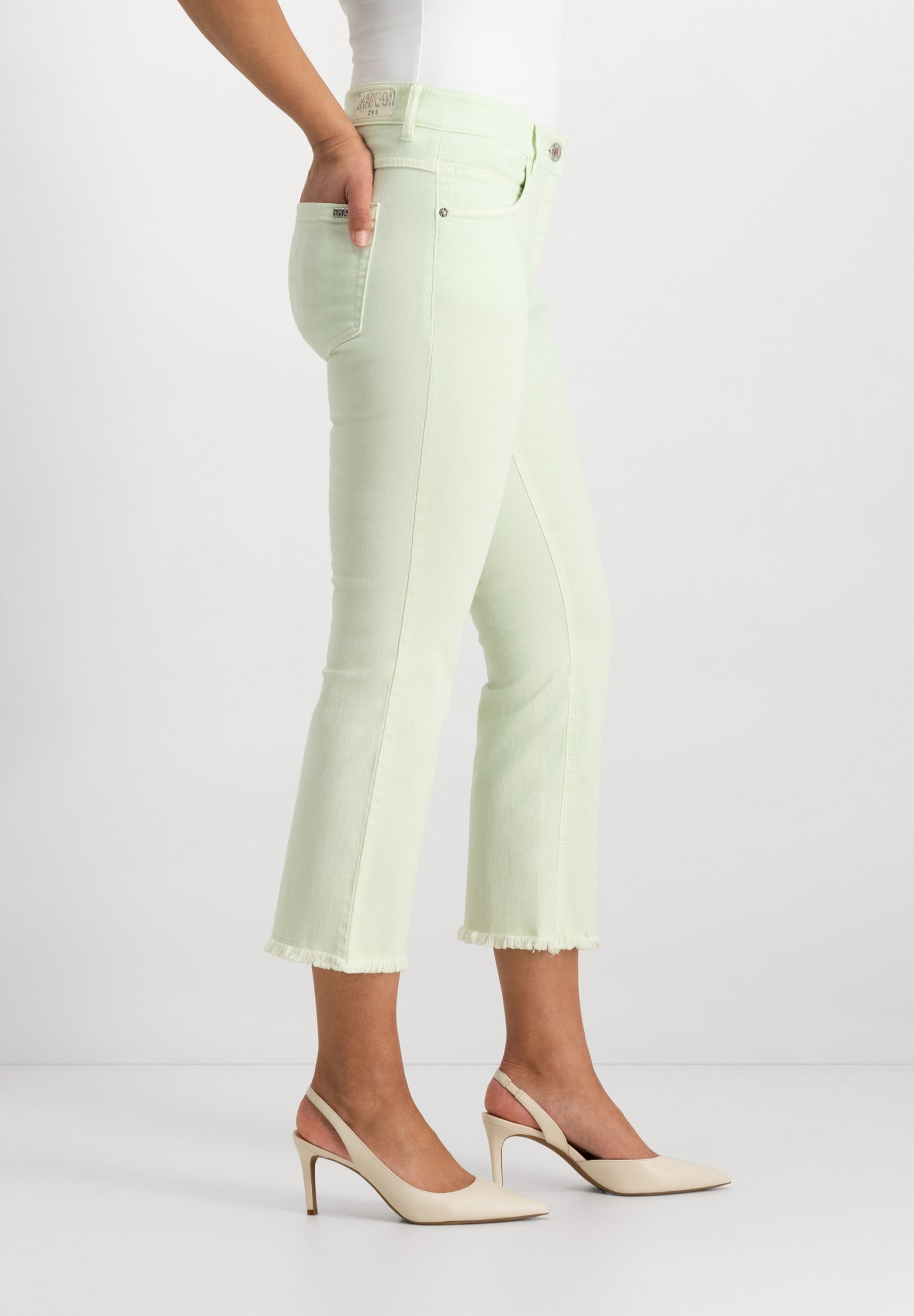 Twigie Shape-On 7/8 Bootcut Jeans | Pistacchio