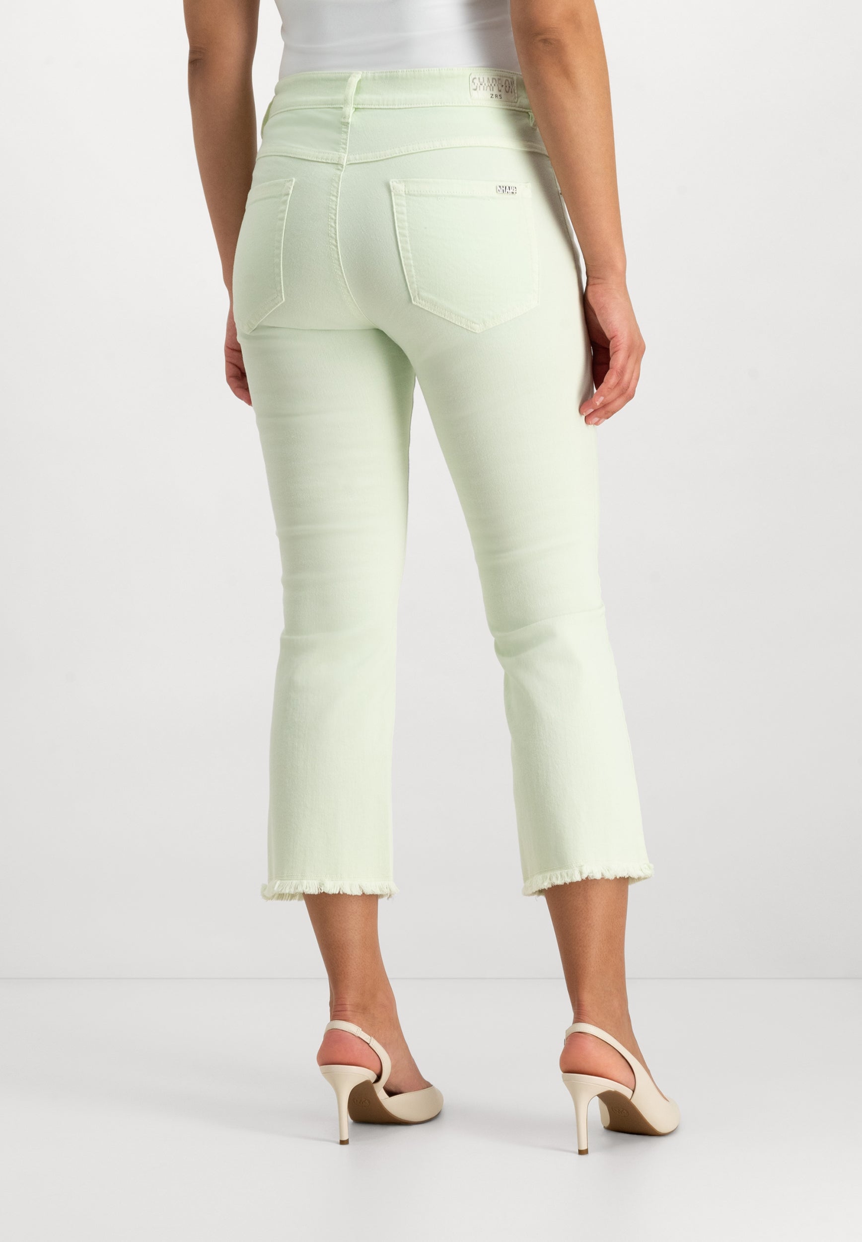 Twigie Shape-On 7/8 Bootcut Jeans | Pistacchio