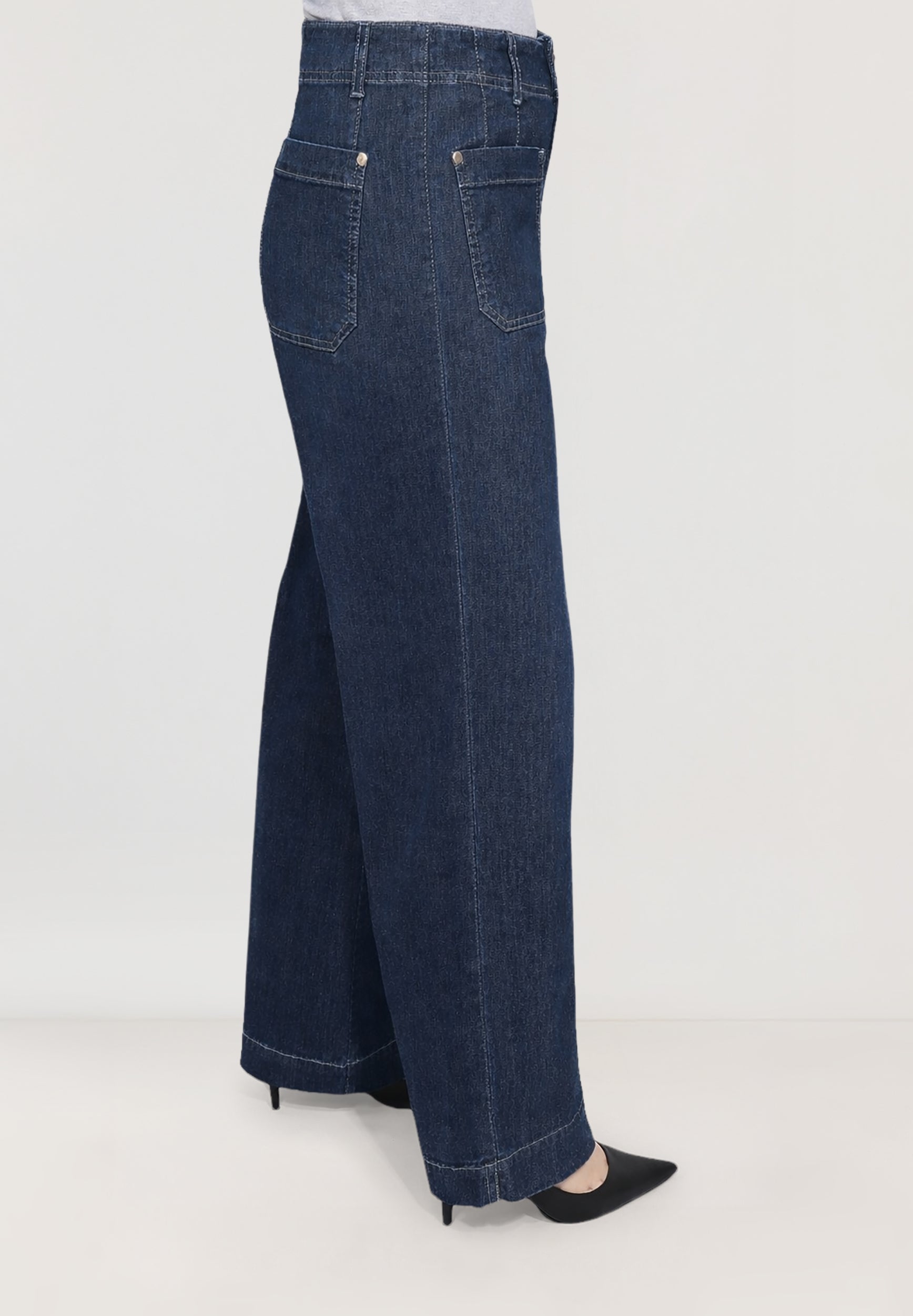Coco Relaxed Flared Jeans | Authentic Blue
